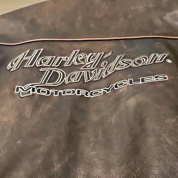 Harley Davidson Mens Brown Leather Jacket with lining. - Picture 4 of 5